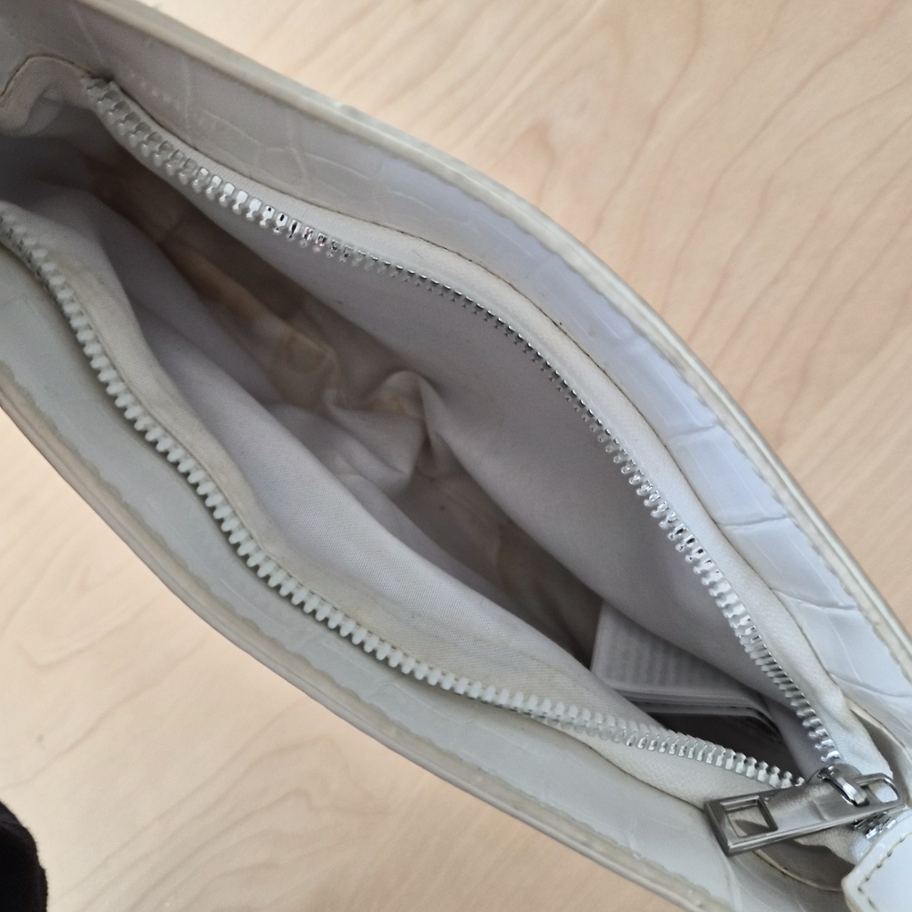 ☆5/$15☆Cotton On White Croc-Embossed Shoulder Bag | Mini Baguette Style - Picture 7 of 16